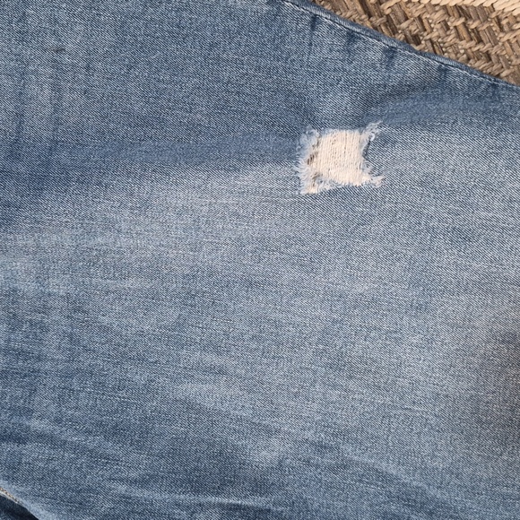 Ladies Plus Size Jeans - Picture 5 of 7